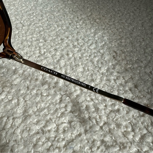 Coach sunglasses - Picture 4 of 7
